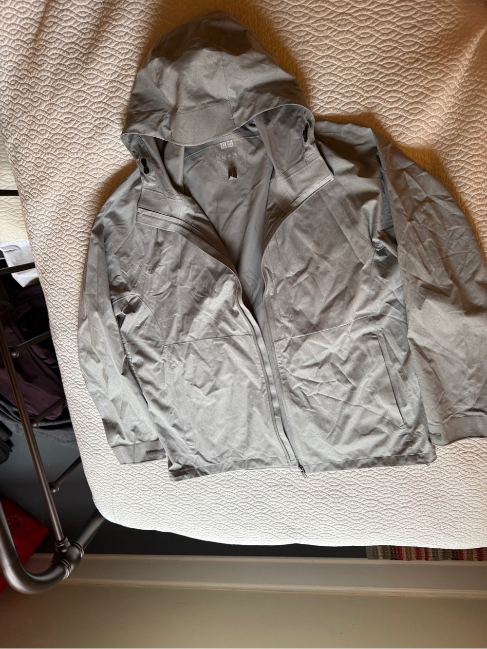 Light Gray Hooded Jacket by Uniqlo - Picture 2 of 3